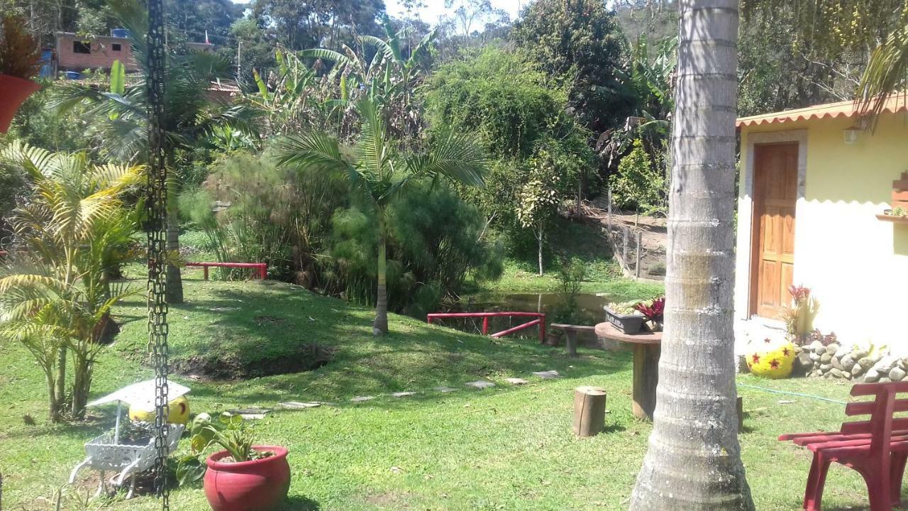 Sitio E Pousada Recanto Dos Ipes Терезополис Экстерьер фото